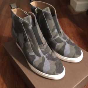 Paolo Camouflage Sneakers Worn Once